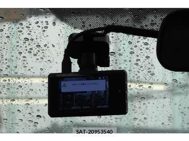 Nissan SERENA 2022-08 8132344-5