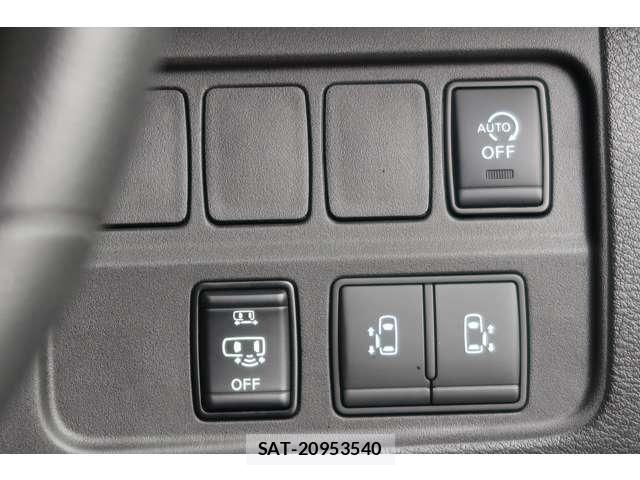 Nissan SERENA 2022-08 8132344-7