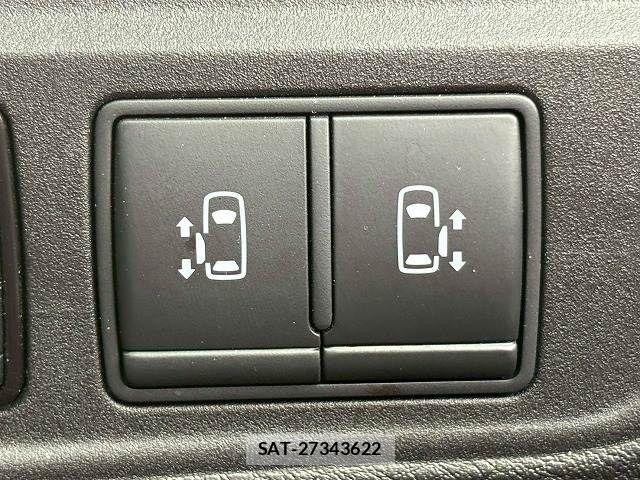 Nissan SERENA 2021-08 8146677-7