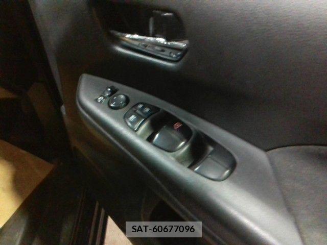 Nissan SERENA 2017-05 8159197-3