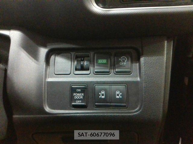 Nissan SERENA 2017-05 8159197-4