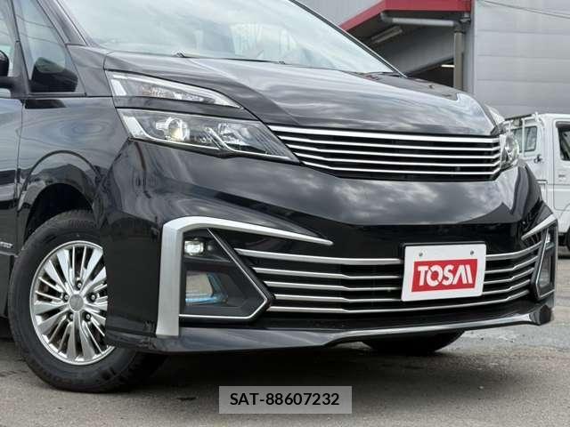 Nissan SERENA 2016-11 8159196-25