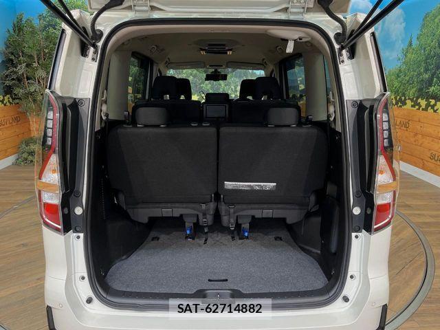 Nissan SERENA 2022-07 8210142-12