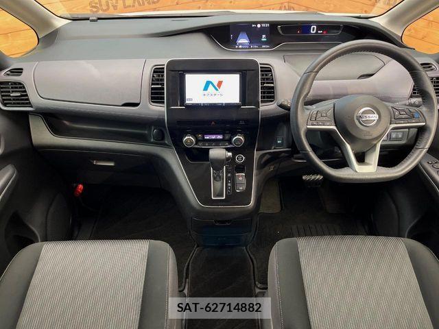 Nissan SERENA 2022-07 8210142-1
