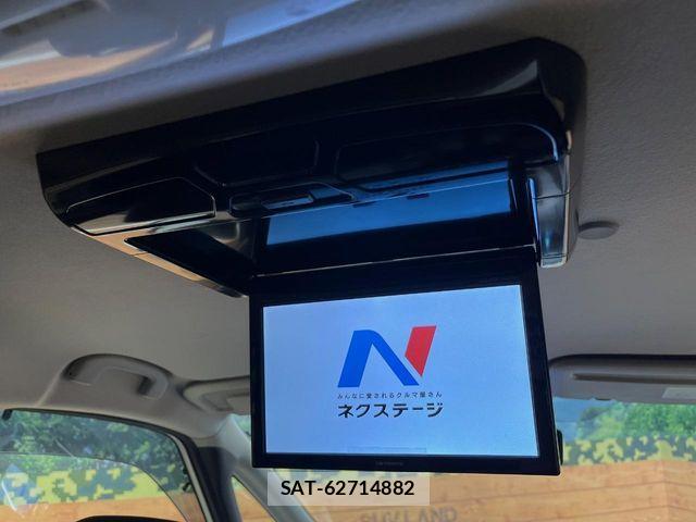 Nissan SERENA 2022-07 8210142-2