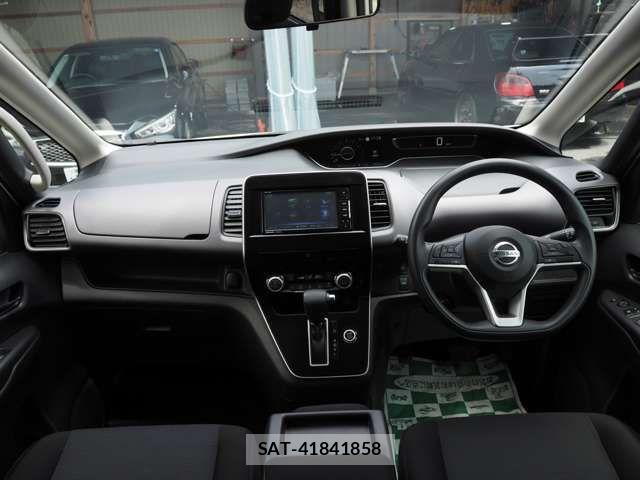 Nissan SERENA 2020-01 8210141-1
