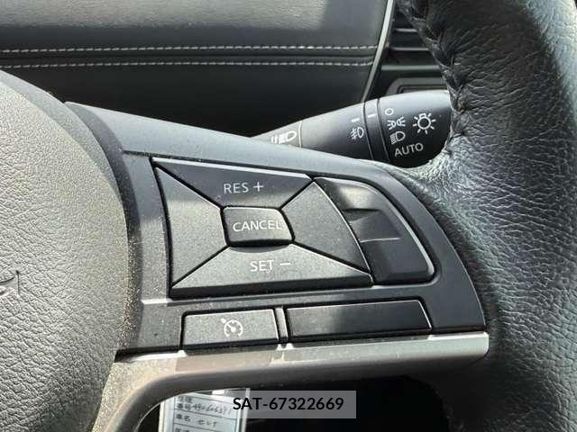 Nissan SERENA 2017-01 8210144-10