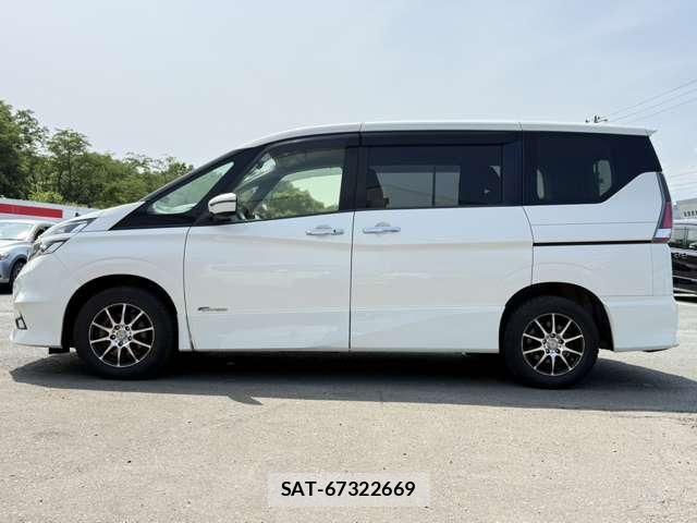 Nissan SERENA 2017-01 8210144-23