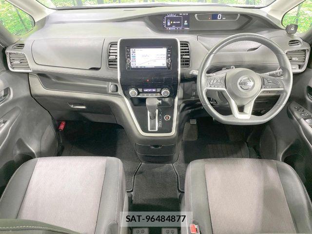 Nissan SERENA 2018-02 8231746-1