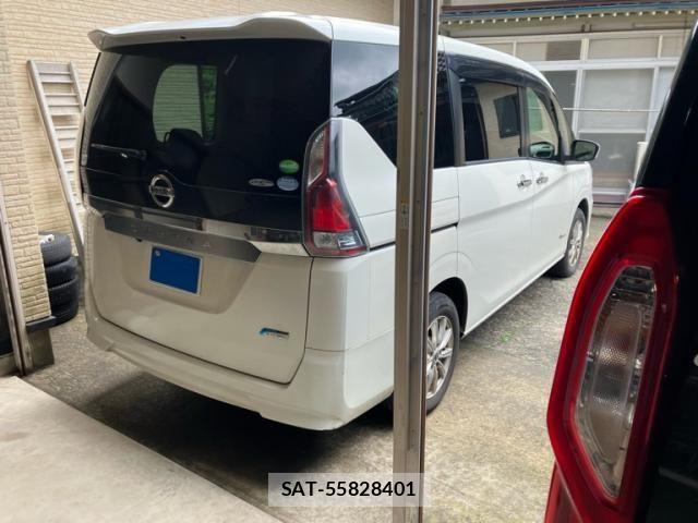 Nissan SERENA 2018-01 8231747-15