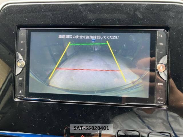 Nissan SERENA 2018-01 8231747-25