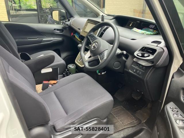 Nissan SERENA 2018-01 8231747-8