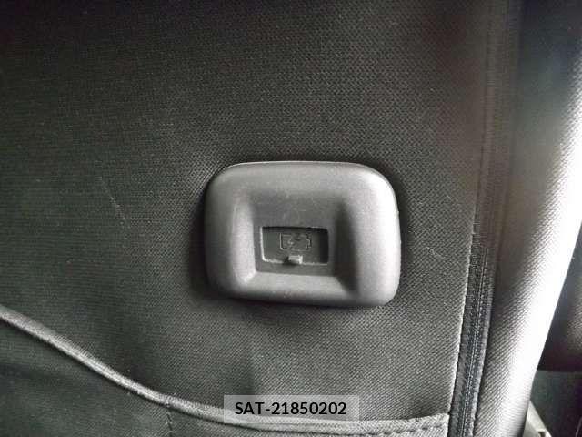 Nissan SERENA 2022-03 8231745-18