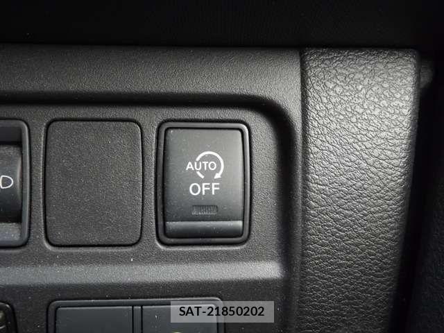 Nissan SERENA 2022-03 8231745-6