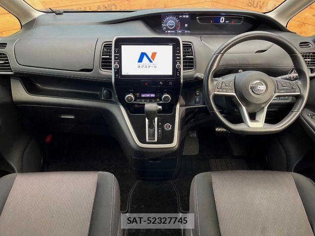 Nissan SERENA 2016-01 8246665-1