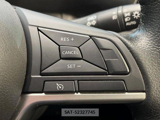 Nissan SERENA 2016-01 8246665-7