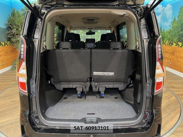 Nissan SERENA 2021-11 8246663-12