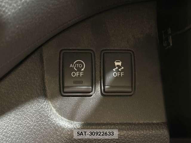 Nissan SERENA 2013-11 8246667-16