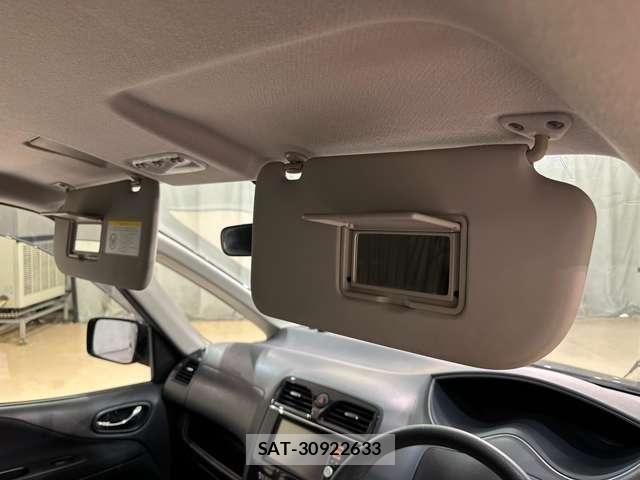 Nissan SERENA 2013-11 8246667-29