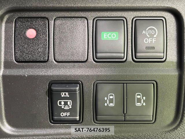 Nissan SERENA 2018-02 8246664-4