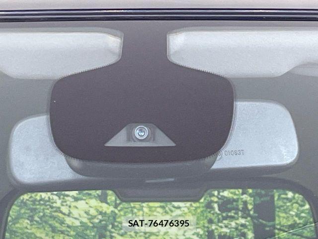 Nissan SERENA 2018-02 8246664-6