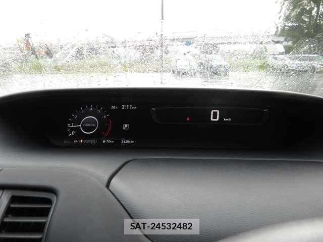 Nissan SERENA 2017-01 8317022-14