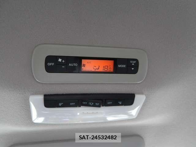 Nissan SERENA 2017-01 8317022-26