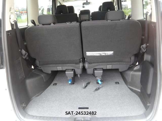 Nissan SERENA 2017-01 8317022-27