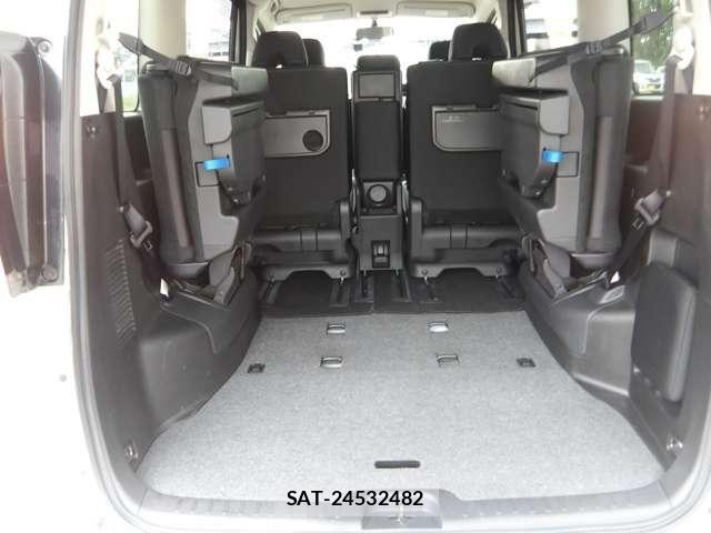 Nissan SERENA 2017-01 8317022-29