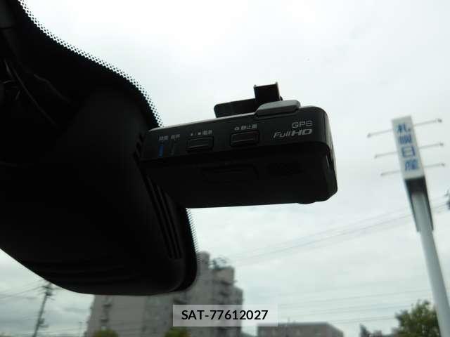 Nissan SERENA 2018-02 8317023-19