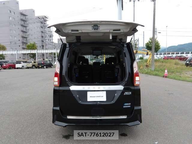 Nissan SERENA 2018-02 8317023-6