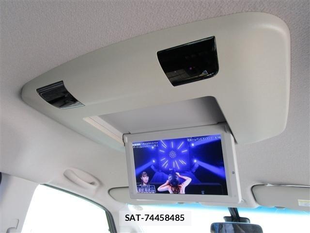 Nissan SERENA 2014-07 8317021-6