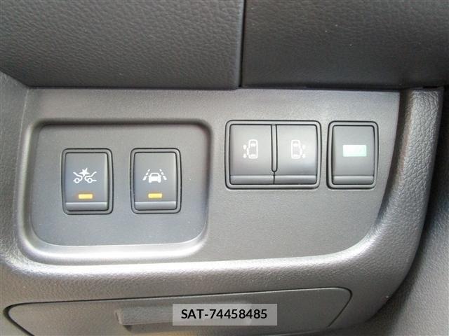 Nissan SERENA 2014-07 8317021-10