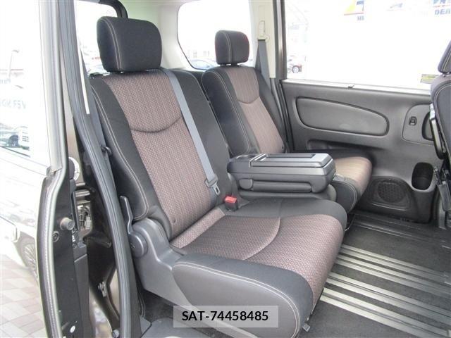 Nissan SERENA 2014-07 8317021-14
