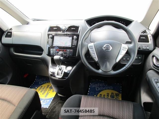 Nissan SERENA 2014-07 8317021-1