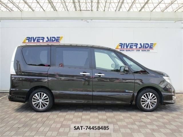 Nissan SERENA 2014-07 8317021-3