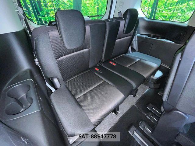 Nissan SERENA 2017-12 8337829-9