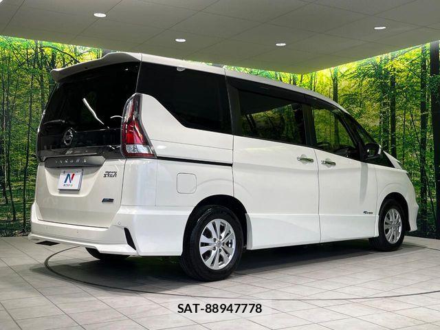 Nissan SERENA 2017-12 8337829-17