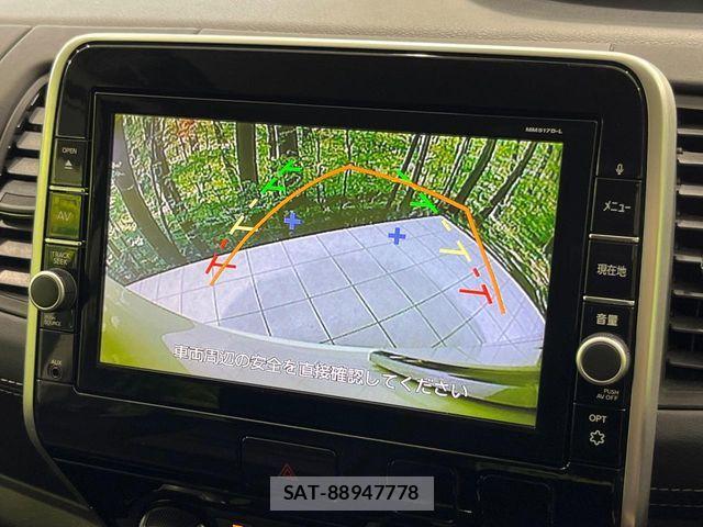 Nissan SERENA 2017-12 8337829-3