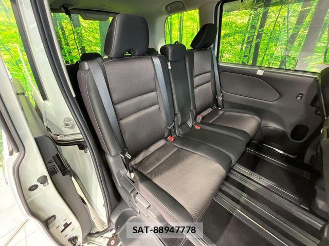 Nissan SERENA 2017-12 8337829-8