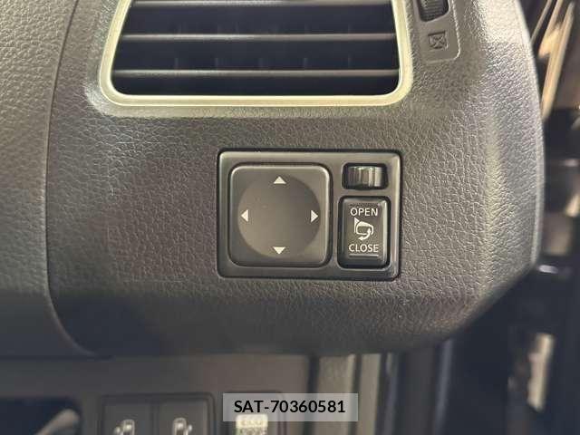 Nissan SERENA 2013-12 8355587-13