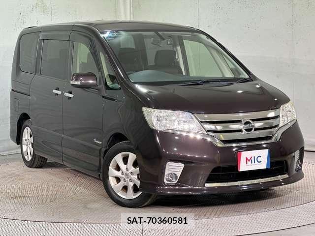 Nissan SERENA 2013-12 8355587-1