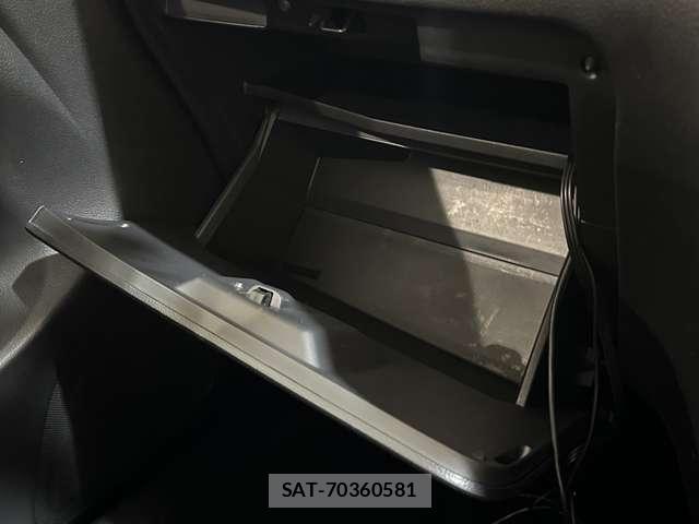 Nissan SERENA 2013-12 8355587-28
