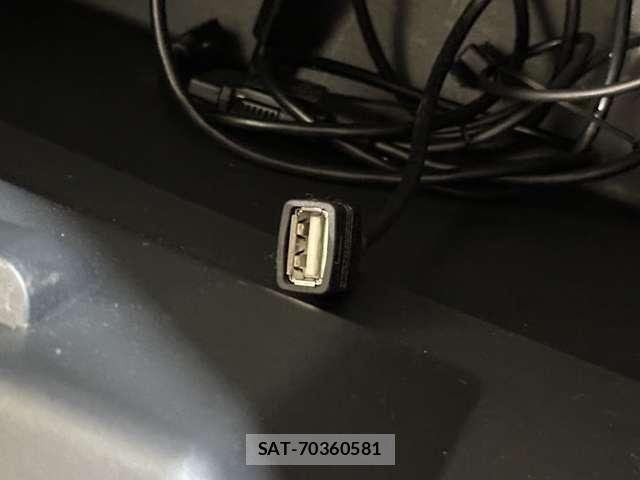 Nissan SERENA 2013-12 8355587-29