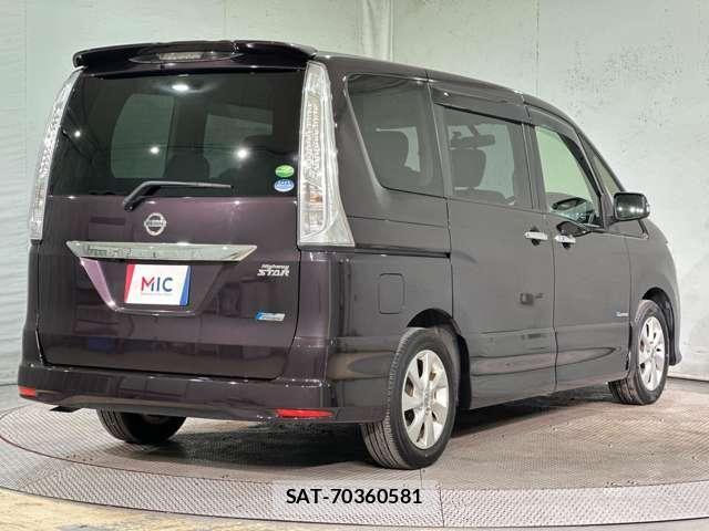 Nissan SERENA 2013-12 8355587-4