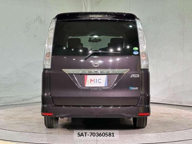 Nissan SERENA 2013-12 8355587-5