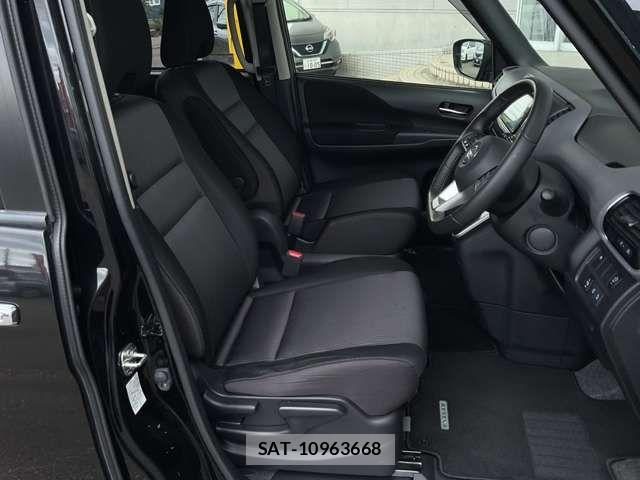 Nissan SERENA 2021-11 8368660-2