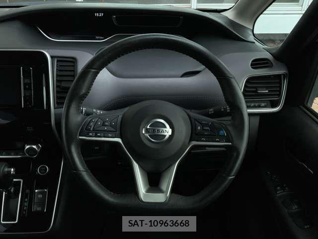 Nissan SERENA 2021-11 8368660-4