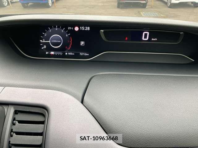 Nissan SERENA 2021-11 8368660-7