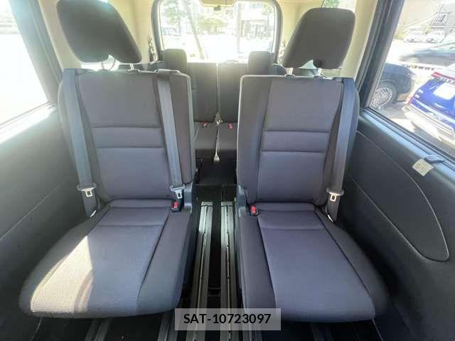 Nissan SERENA 2021-11 8368661-13